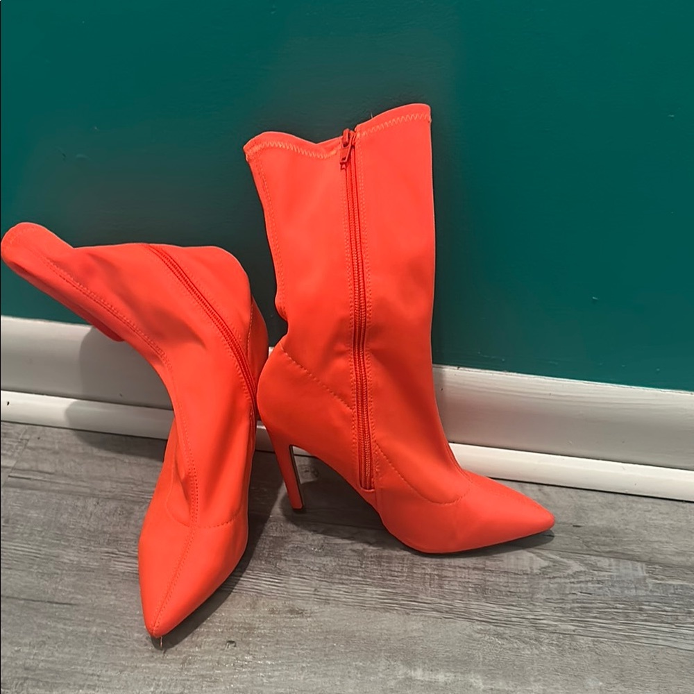 Zara Orange Heeled Boots Sleek Modern Design